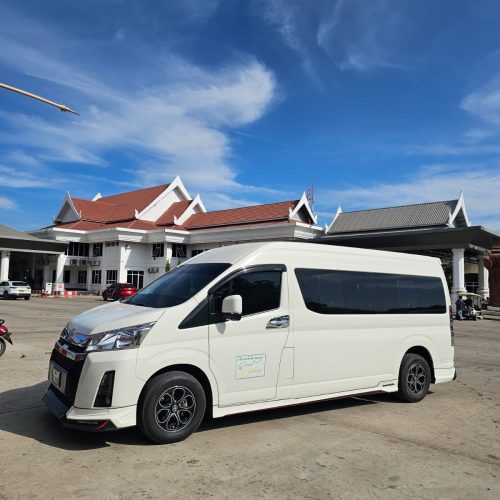 Rental vehicle 6