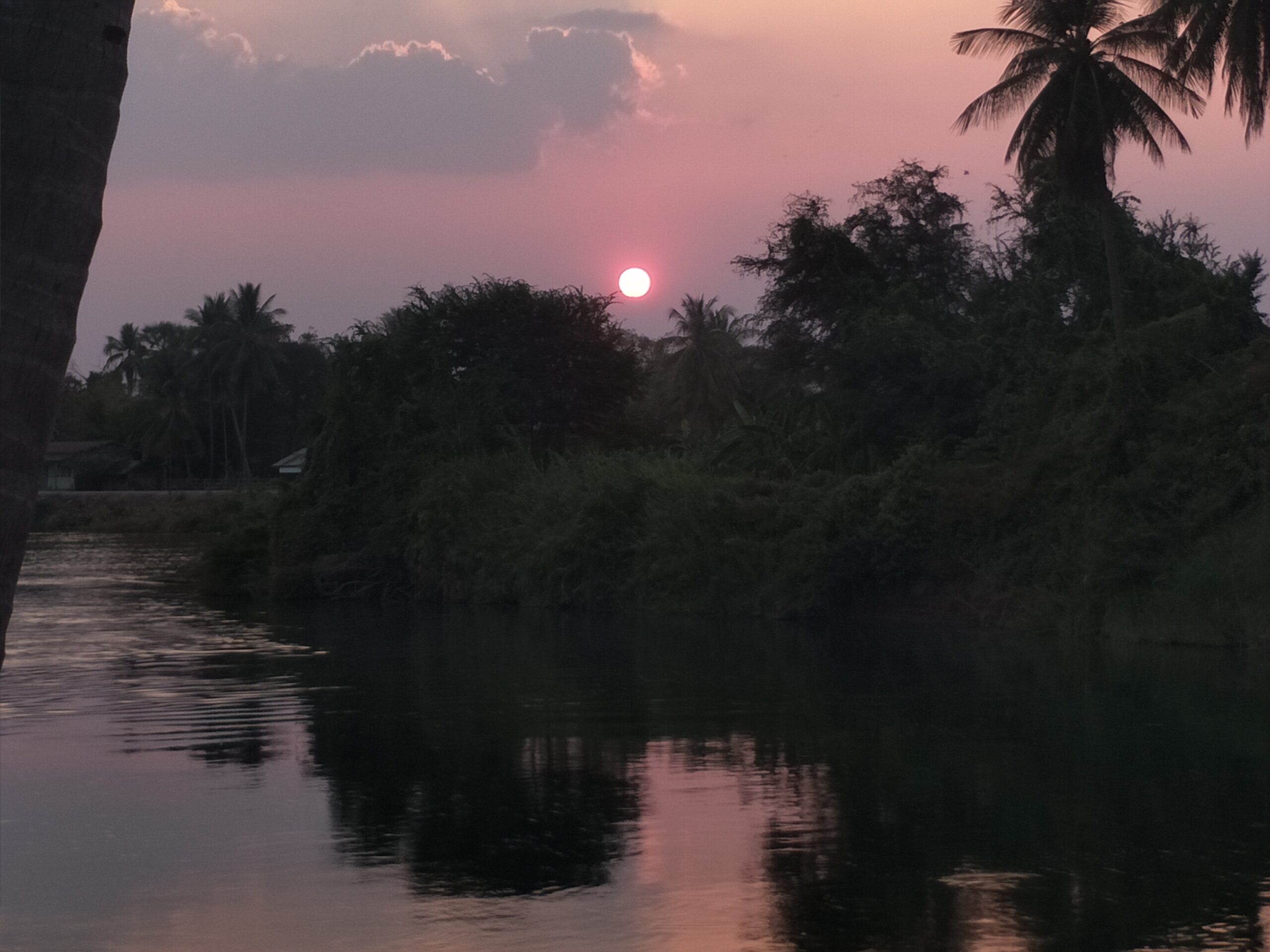 Sunset over Don Det