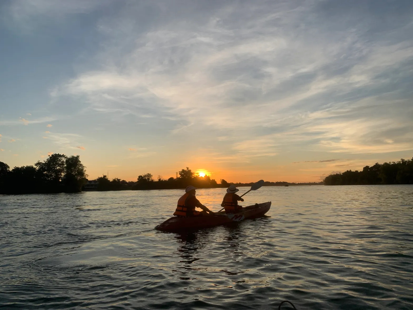 Long trail boat to Don Det and Don Khone